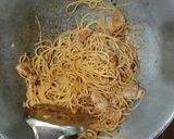 รูปขั้นตอนการทำที่ 4 ของ สปาเก็ตตี้หม่าล่าผัดแห้ง