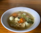 Foto langkah ke 5 dari resep Sop Ayam Telur Puyuh.