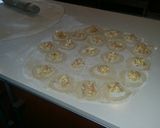 Foto del paso 3 de la receta: Sorrentinos de salmón y mostaza