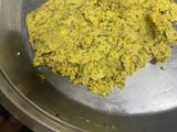 Makka methi paratha