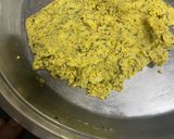 A picture of step 2 of Makka methi paratha.