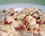 A picture of step 4 of Palak ke pakore.