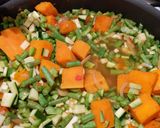 A picture of step 5 of Filipino Pakbet.