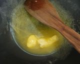 Foto langkah ke 3 dari resep Bayam Cah Bawang Putih (Masakan Oriental).