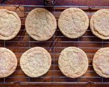 A picture of step 4 of Pahalova Snickerdoodles.