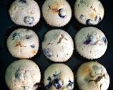 Foto langkah ke 8 dari resep Blueberry Muffins.