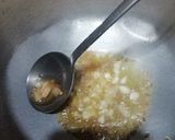 A picture of step 3 of Matar makhana sabji.