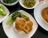 Foto langkah ke 1 dari resep Gulai Ayam Praktis ala RM Padang.