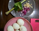 Foto langkah ke 1 dari resep Telur Pindang Kecap.