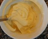 Foto del paso 2 de la receta: Medialunas de manteca