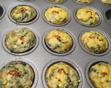Foto langkah ke 3 dari resep Caramelized Onion & Spinach Frittata.