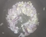 A picture of step 3 of Maggi Manchurian pie.