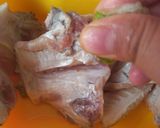 Foto langkah ke 2 dari resep Sop Ikan Kuah Bening.