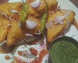 A picture of step 3 of Stuffed Bread Pakora.