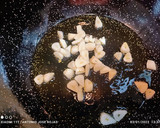 Foto del paso 4 de la receta: Acelgas con almejas y especias