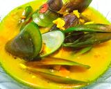 Foto langkah ke 6 dari resep Kerang Ijo Bumbu Kuning.