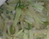Foto langkah ke 3 dari resep Tumis labu siam.