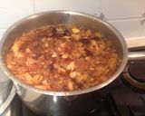 A picture of step 2 of Apple chutney.