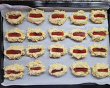 Foto del paso 4 de la receta: Bizcochitos de avena y membrillo