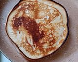Pas rețetă Pancakes din aluat de bezele cu capşuni 2 fotografie
