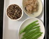 Hình bước làm 1 của món Chả tôm quinoa bọc đậu côve (baby food)