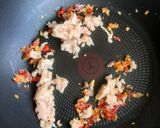 รูปขั้นตอนการทำที่ 3 ของ ข้าวไข่ข้นกะเพรากุ้ง (สูตร Low-Sodium)