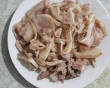 Hình bước làm 2 của món Nộm rau muống tai lợn