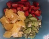 A picture of step 1 of 3 colours Fruit Salad.