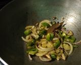 কড়াই চিকেন (kadai chiken recipe in bengali) রেসিপি ধাপ - 2 ছবি