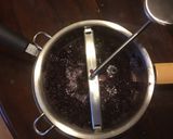 A picture of step 4 of California Farm No Seeds Grape Jam.