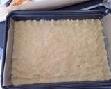 A picture of step 3 of Salted Caramel Millionare´s Shortbread.