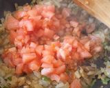 Foto del paso 1 de la receta: Tortilla con sofrito y jamón