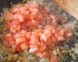 Foto del paso 1 de la receta: Tortilla con sofrito y jamón