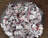Foto langkah ke 1 dari resep 124. Cumi Asam Manis.