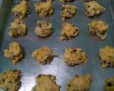 Foto langkah ke 5 dari resep Vanilla Chocochips Cookies, simple renyah.