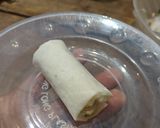 A picture of step 3 of Vietnamese Spring Rolls.