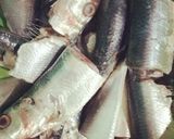 Foto langkah ke 1 dari resep Ikan Sardinella Masak Rica / Ikan Lemuru.
