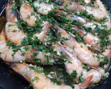 Foto del paso 5 de la receta: Langostinos al ajillo en el horno 🦐