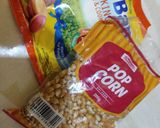 Foto langkah ke 1 dari resep Popcorn manis sederhana.