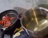 Hình bước làm 3 của món Lẩu cá và cua đồng ngọt ngon