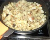 Foto del paso 2 de la receta Col, patatas y zanahorias en su jugo