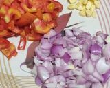 A picture of step 2 of Cauliflower Curry.