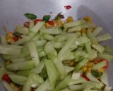 Foto langkah ke 3 dari resep Oseng Labu siam jagung.