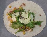 Pas rețetă Tortillas cu somon și orez 6 fotografie