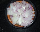 A picture of step 1 of Onion Sambal.