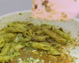 Foto langkah ke 5 dari resep Pesto Pasta Chicken.