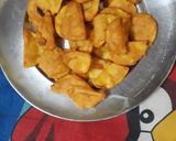 आलू के पकौड़े (aloo ke pakode recipe in hindi) रेसिपी चरण 3 फोटो
