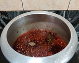 A picture of step 5 of Rajma paneer.