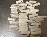 A picture of step 2 of Wantan Roll Fry.