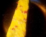 Foto del paso 3 de la receta: Omelette con salchichón😊
